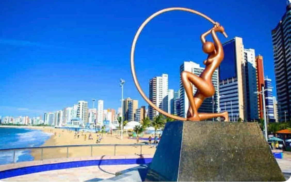 Apartamento Com Piscina Praia De Iracema - Fortaleza Apartment